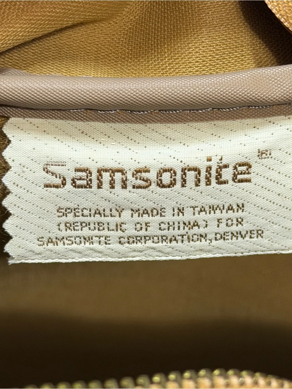 Vtg Samsonite 70s Travel Shoulder Bag Purse W/ Wallet Brown/Tan Faux Leather